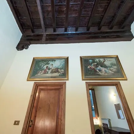 Apartment Sdrucciolo Dei Pitti Second Floor